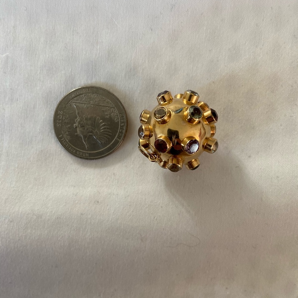 18k large Sputnik